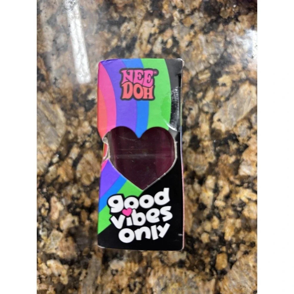 NeeDoh Good Vibes Only Glitter Heart Nee Doh Pink